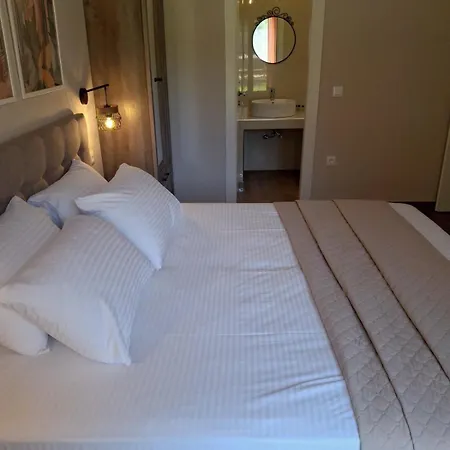 Elysian Olive Villa Spartià